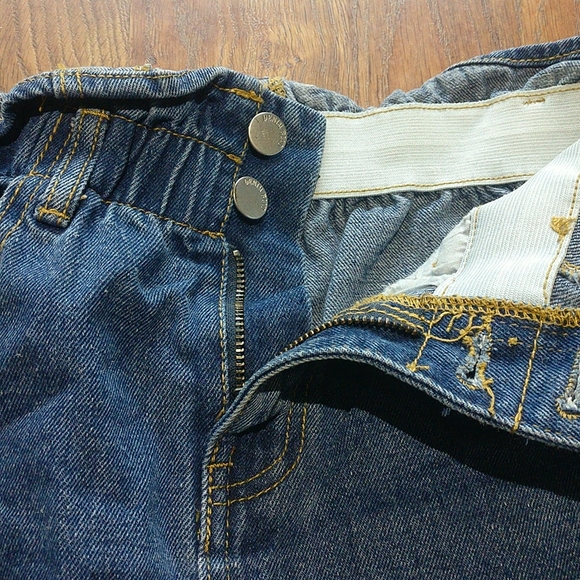 Paperbag Denim Shorts - Picture 3 of 4